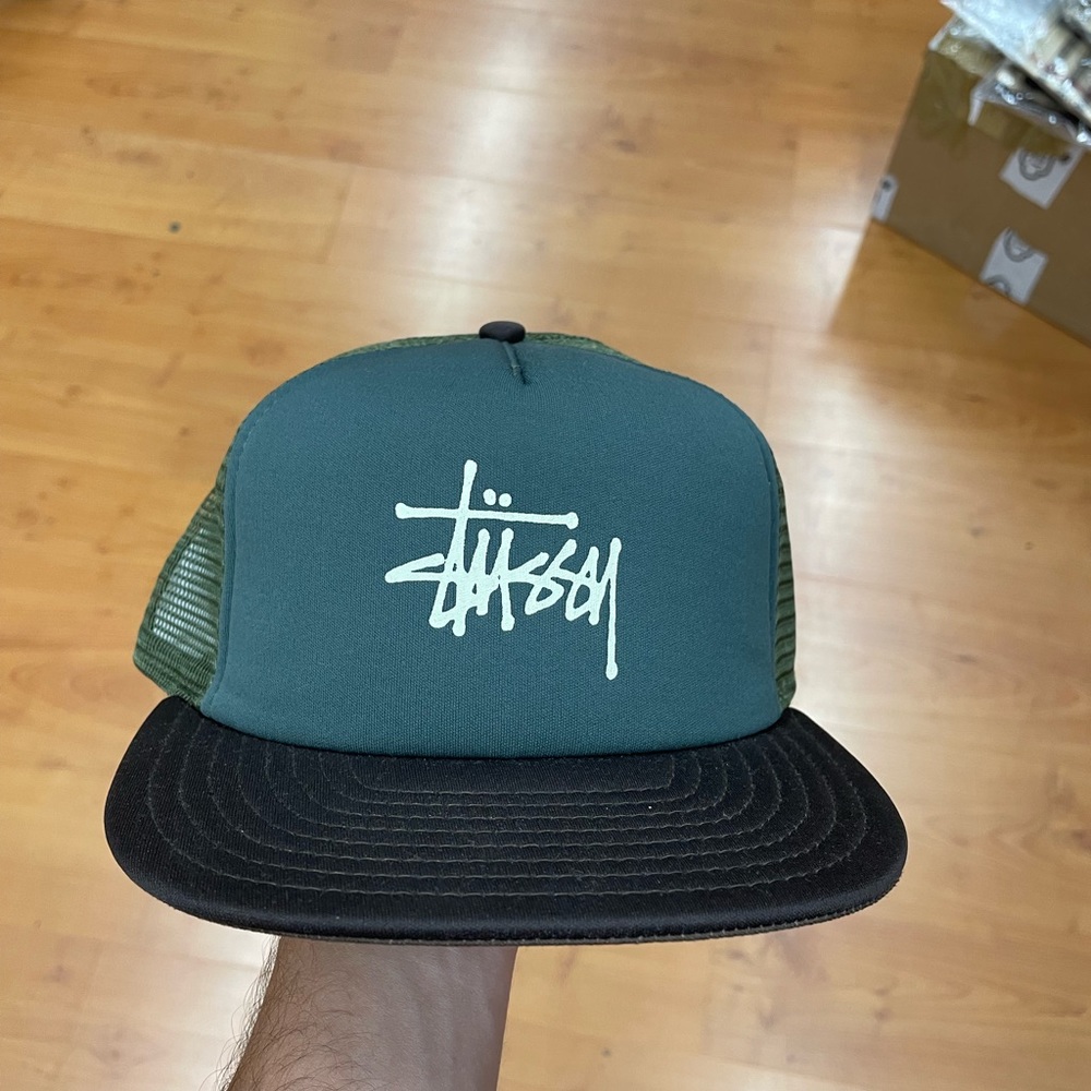 Stussy snapback hat